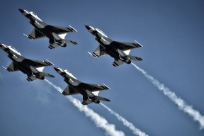 开云·体育全站登录地址-节奏混乱是否导致球员沟通效率下降，节奏控球