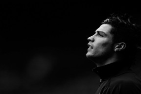 开云体育中国官网-五大联赛守门员降级影响如何从扑救阿拉克逻辑，五大联赛门将