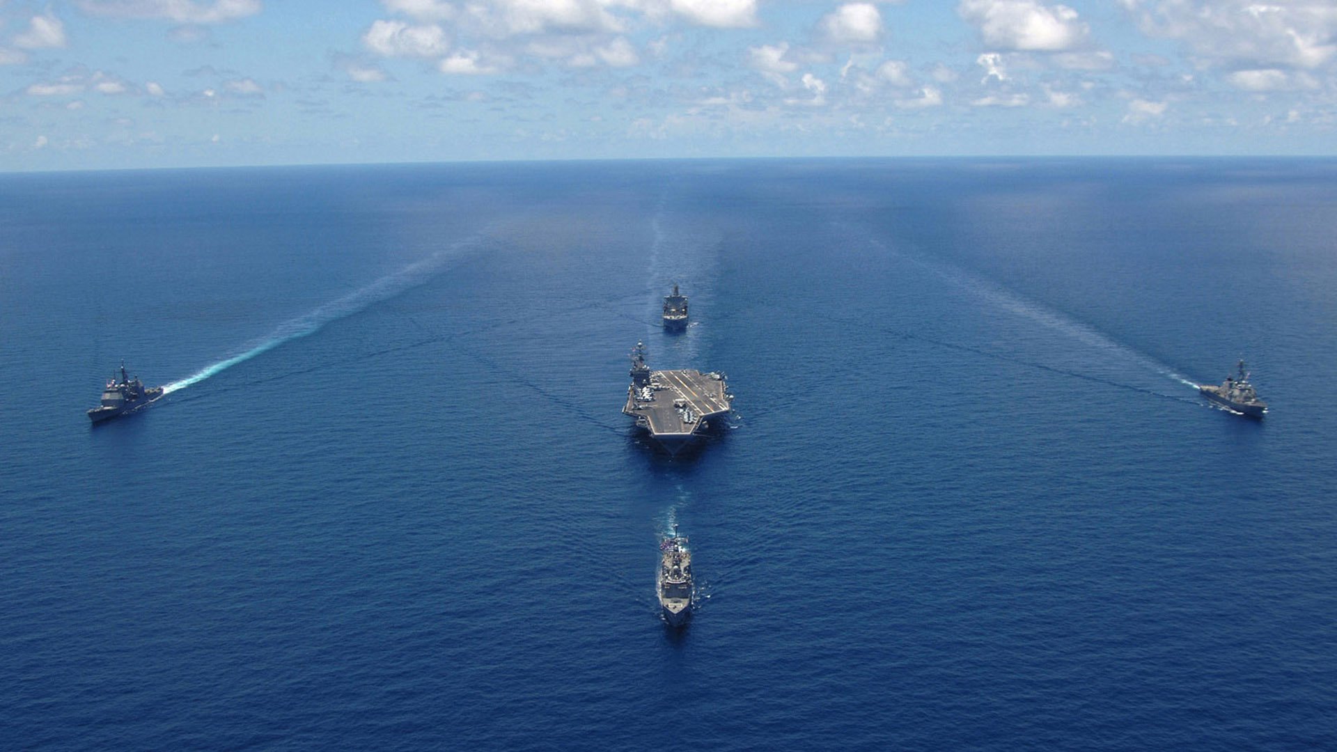 中国足球职业联赛推行公开训练日活动，中国足球培训