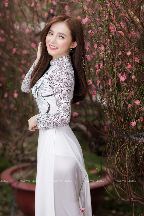 凯特·道格拉斯坚持训练终见成效，j道格拉斯凯尼恩简介